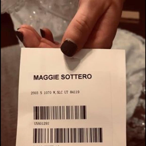 Wedding Dress - Picture 8 of 8